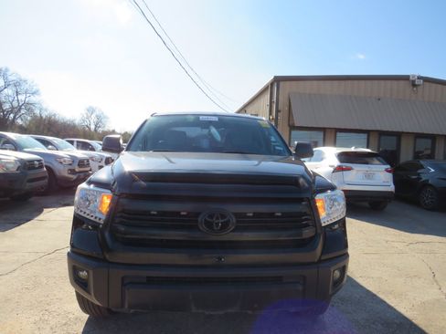 Used 2016 Toyota Tundra SR5 image 19