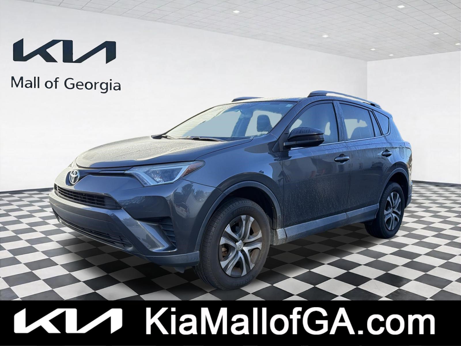 Used 2016 Toyota RAV4 LE FWD image 1
