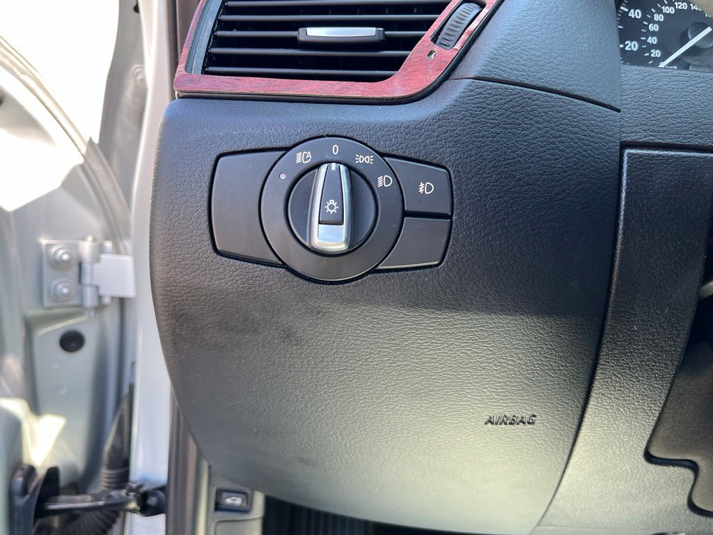 Used 2015 BMW X1 sDrive28i RWD image 18