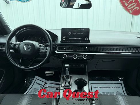 Used 2025 Honda Civic Sport image 20