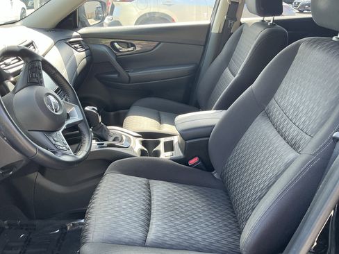 Used 2020 Nissan Rogue SV AWD/4WD image 10