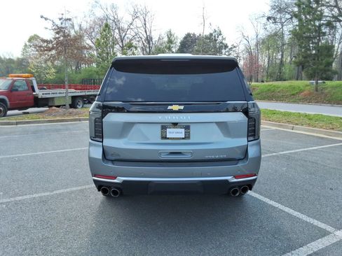 Certified 2025 Chevrolet Tahoe Premier AWD/4WD image 6