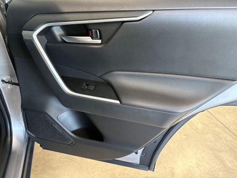 Certified 2025 Toyota RAV4 XLE AWD/4WD image 34