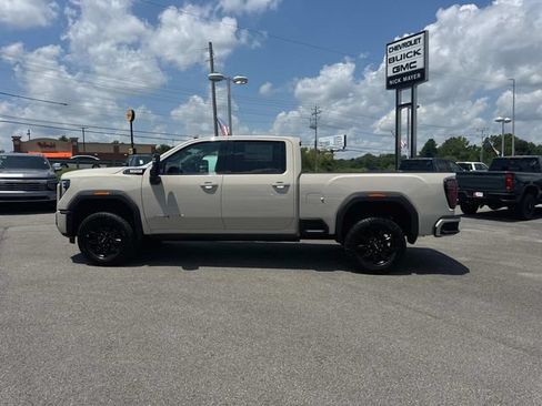 New 2026 GMC Sierra 3500 AT4 w/ AT4 Premium Plus Package AWD/4WD image 8