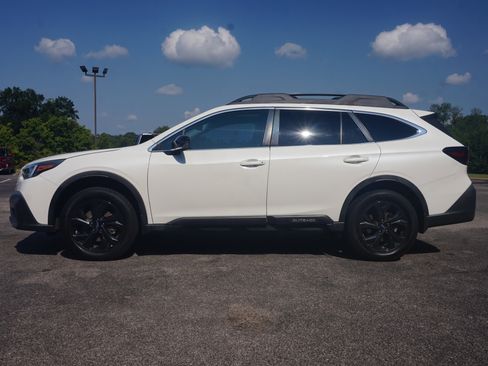 Used 2020 Subaru Outback Onyx Edition XT w/ Popular Package #2 image 6