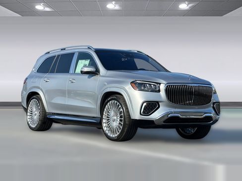 New 2026 Mercedes-Benz Maybach GLS 600 4MATIC image 6