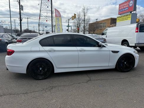Used 2016 BMW M5 RWD image 8