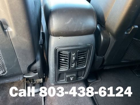 Used 2018 Jeep Grand Cherokee Altitude image 14