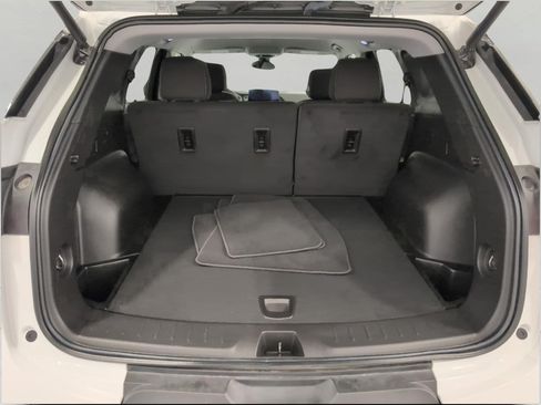Used 2023 Chevrolet Blazer LT w/ Convenience Package AWD/4WD image 16