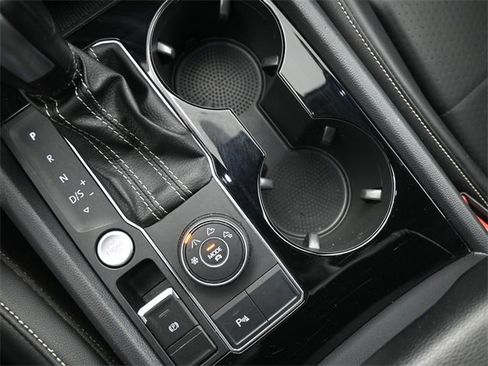 Used 2022 Volkswagen Atlas SE image 33