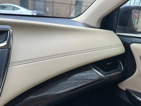 Used 2013 Toyota Avalon Limited image 36