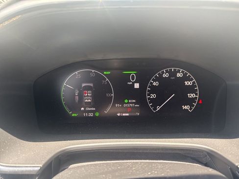 Used 2025 Honda CR-V Sport Touring image 8