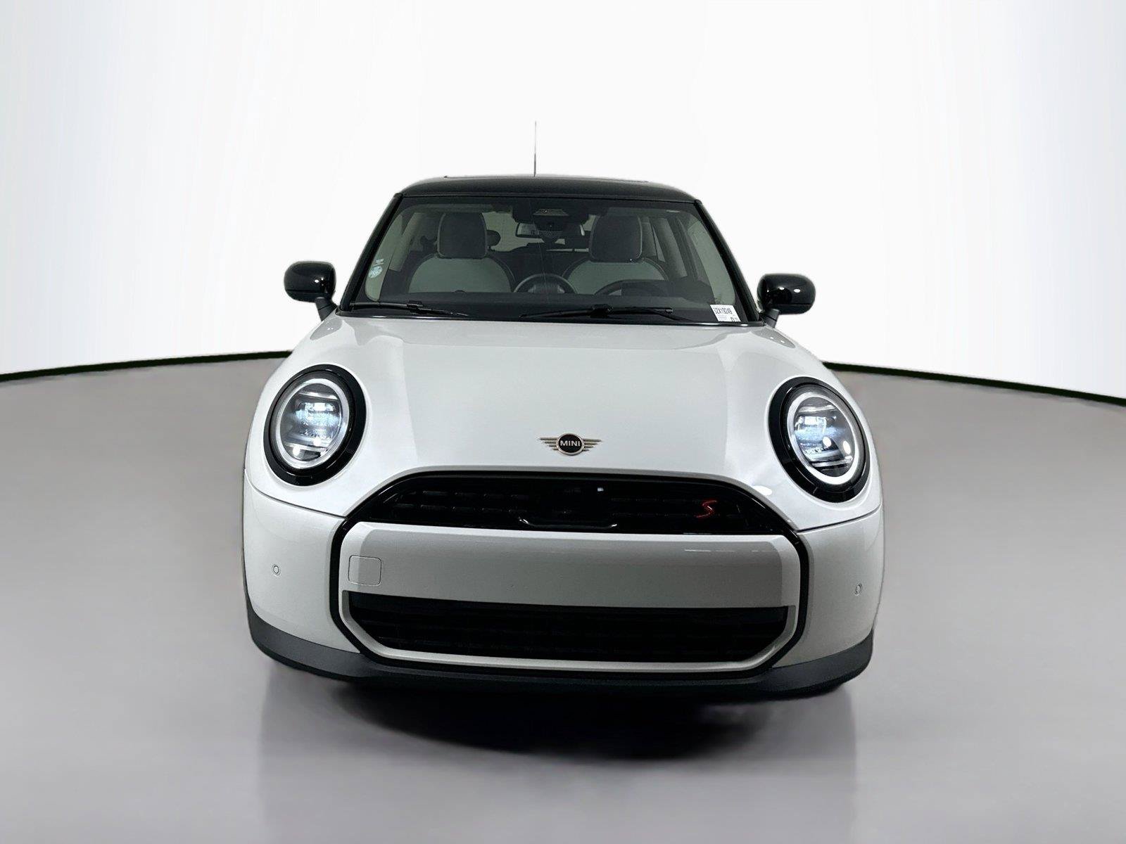 Used 2025 MINI Cooper S FWD image 2