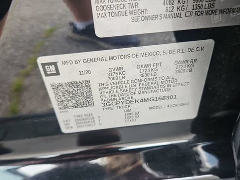 Used 2021 Chevrolet Silverado 1500 LT w/ Bed Protection Package AWD/4WD image 29