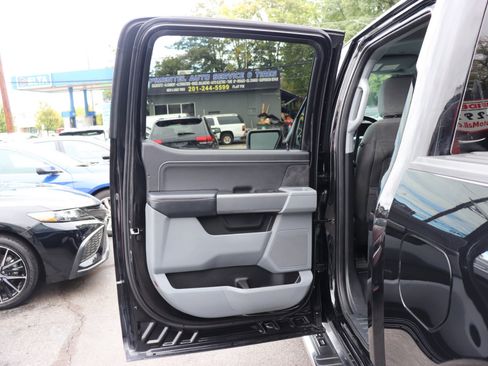 Used 2024 Ford F150 XLT w/ Mobile Office Package image 24