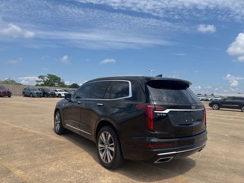 Used 2020 Cadillac XT6 Premium Luxury FWD image 18