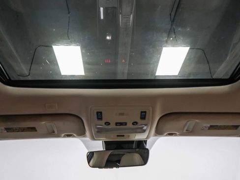 Used 2019 Lexus IS 300 w/ Navigation Package RWD image 16