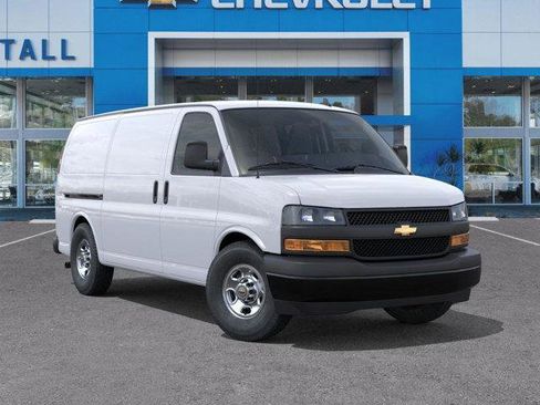 New 2026 Chevrolet Express 2500 image 7