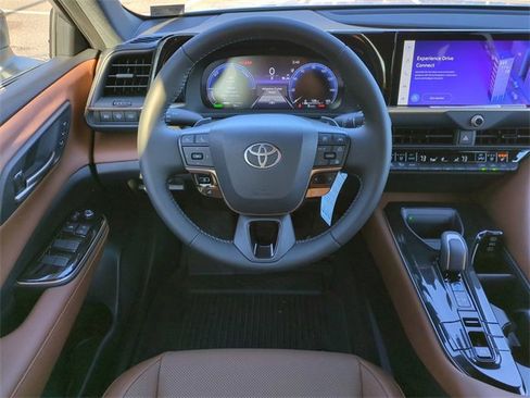 New 2025 Toyota Crown Signia image 16