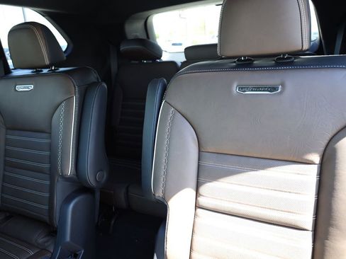 New 2026 GMC Acadia Denali Ultimate AWD/4WD image 19