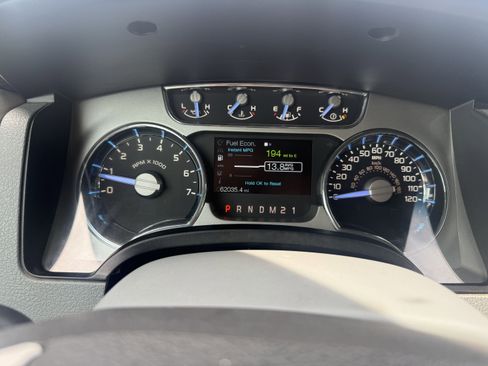Used 2011 Ford F150 Platinum AWD/4WD image 12