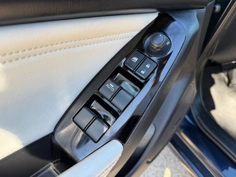 Used 2018 MAZDA MAZDA3 Grand Touring w/ Premium Equipment Package image 21