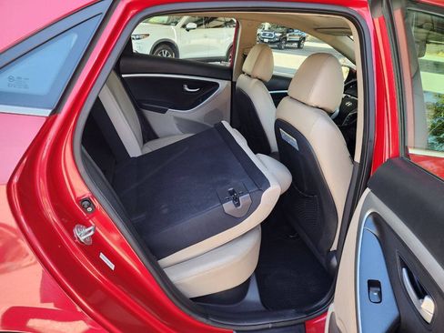 Used 2013 Hyundai Elantra GT w/ Tech Pkg FWD image 36