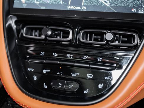 Used 2023 Aston Martin DBX 707 image 34