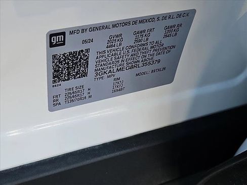 Used 2024 GMC Terrain SLE image 24