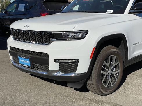 New 2024 Jeep Grand Cherokee L Limited image 9