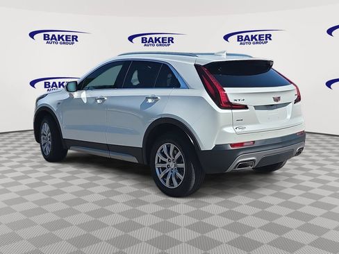 Used 2023 Cadillac XT4 Premium Luxury w/ Cold Weather Package AWD/4WD image 7