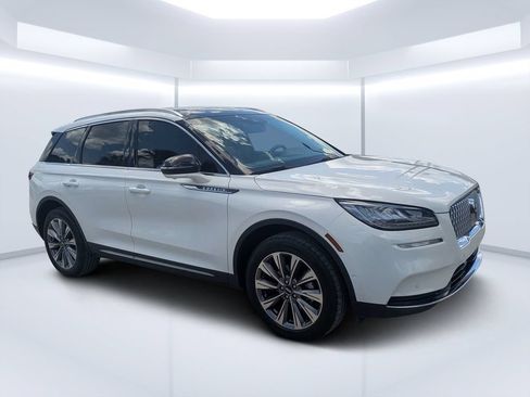 Used 2022 Lincoln Corsair Reserve w/ Elements Package FWD image 1