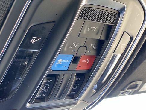 Used 2023 Jeep Grand Cherokee L Laredo AWD/4WD image 29