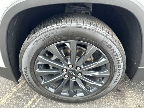 Certified 2023 Chevrolet Traverse RS image 33