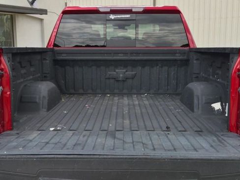 Used 2021 Chevrolet Silverado 1500 LTZ w/ Safety Package II AWD/4WD image 32