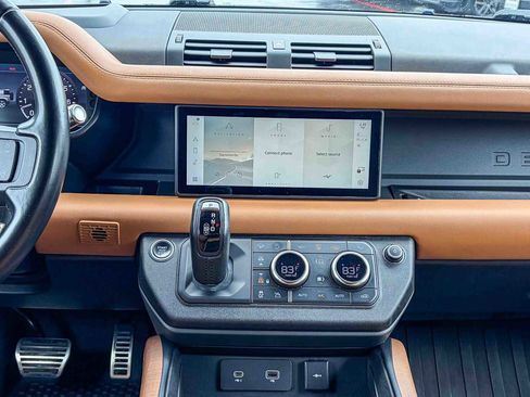 Used 2020 Land Rover Defender 110 X image 12