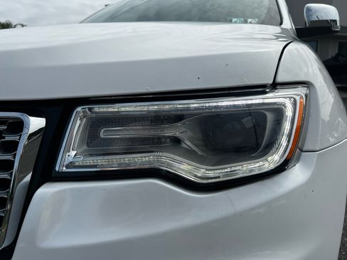 Used 2019 Jeep Grand Cherokee Overland image 26