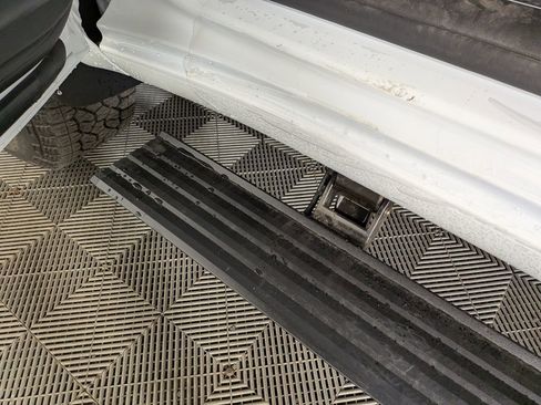 New 2025 GMC Sierra 3500 Denali w/ Denali Reserve Package image 16