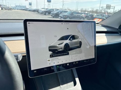 Used 2022 Tesla Model Y Performance AWD/4WD image 15