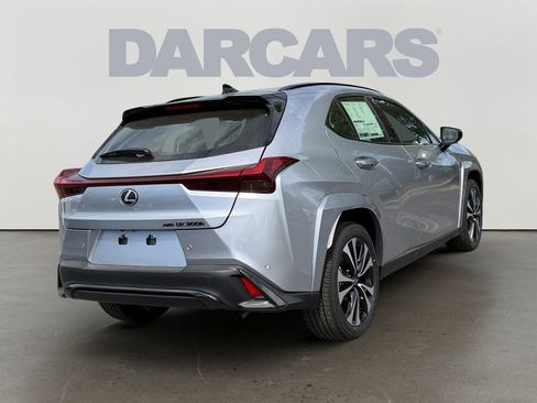New 2026 Lexus UX 300h AWD image 2