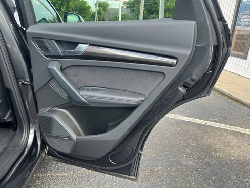 Used 2022 Audi SQ5 Premium Plus AWD/4WD image 29