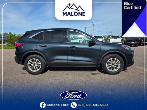 Certified 2022 Ford Escape SE w/ Cold Weather Package AWD/4WD image 7