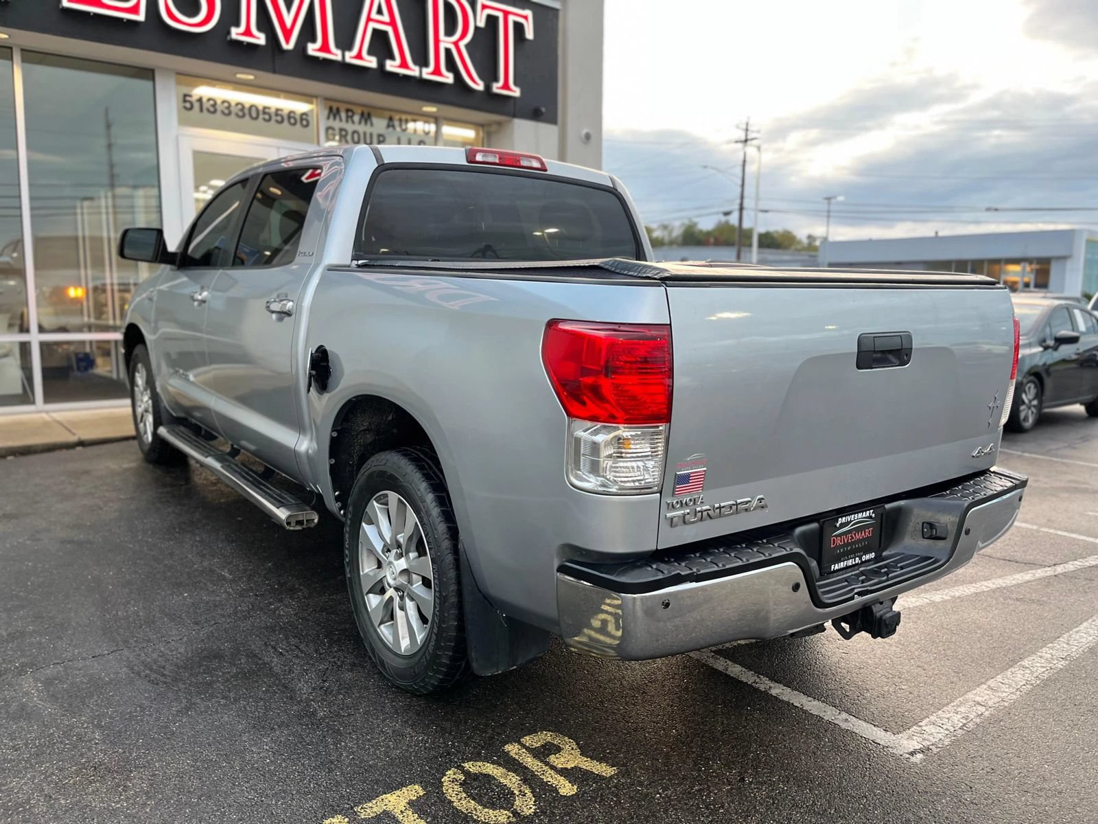 Used 2010 Toyota Tundra Limited w/ Platinum Pkg AWD/4WD image 10