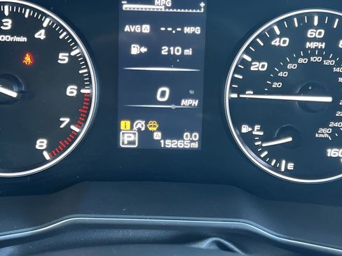 Used 2025 Subaru Outback Onyx Edition image 17