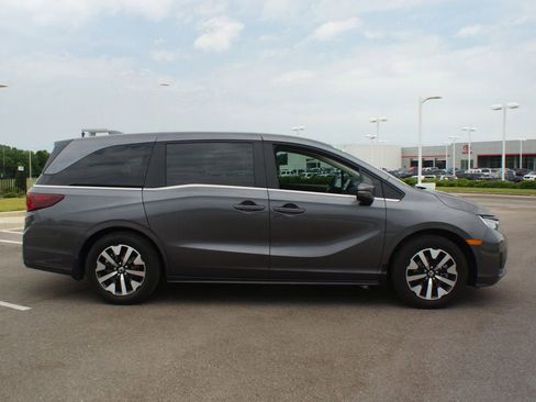 Used 2026 Honda Odyssey EX-L image 21