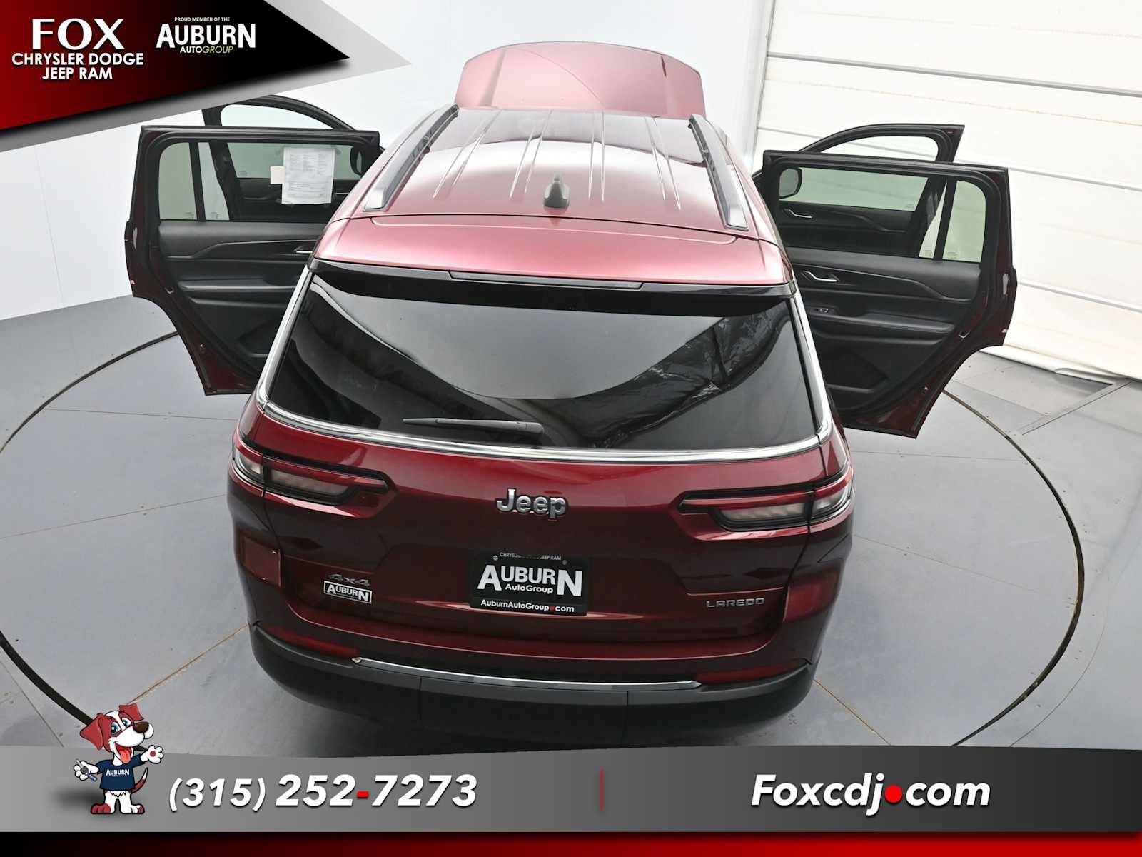 Used 2023 Jeep Grand Cherokee L Laredo w/ Luxury Tech Group I AWD/4WD image 41