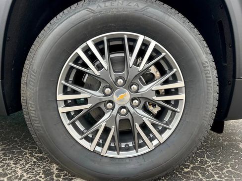 New 2026 Chevrolet Traverse LT w/ Driver Confidence Package FWD image 13