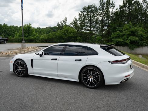 Used 2023 Porsche Panamera 4 w/ Premium Package AWD/4WD image 15