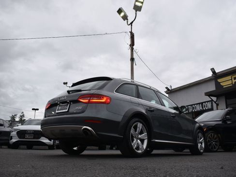 Used 2014 Audi A4 Premium w/ Lighting Package image 7