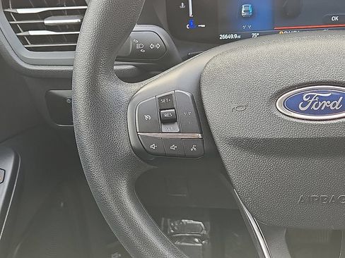 Used 2025 Ford Escape Active AWD/4WD image 19